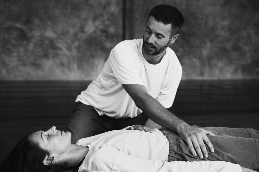 Hands-on Feldenkrais Functional Integration lesson